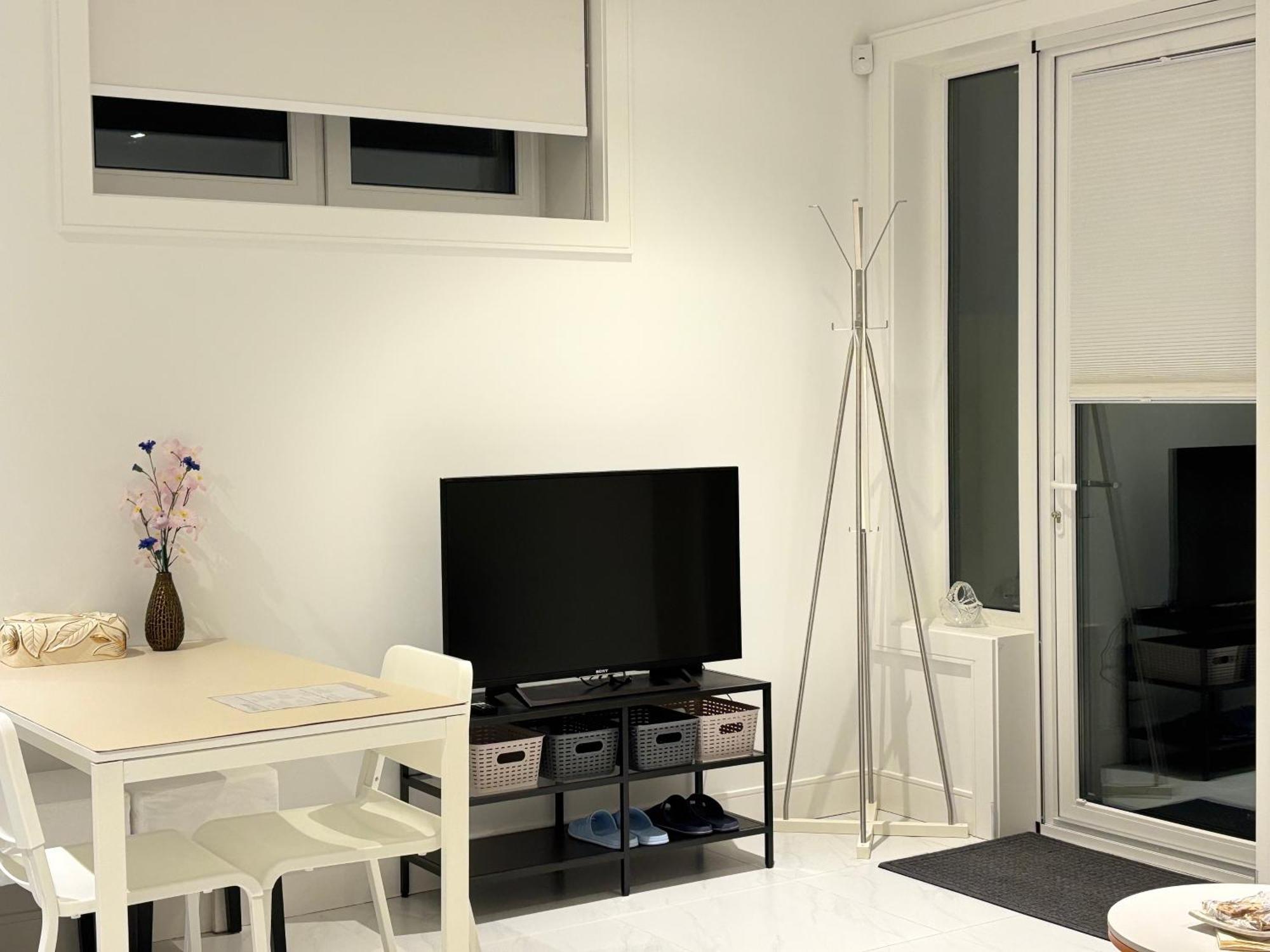 Cozy Family Suite In Vancouver Near Ubc Εξωτερικό φωτογραφία